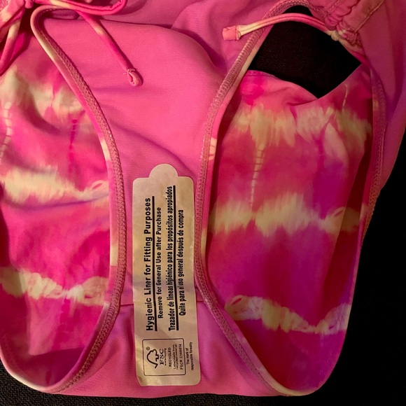 Pink tye-dyed bikini bottoms - Picture 2 of 8
